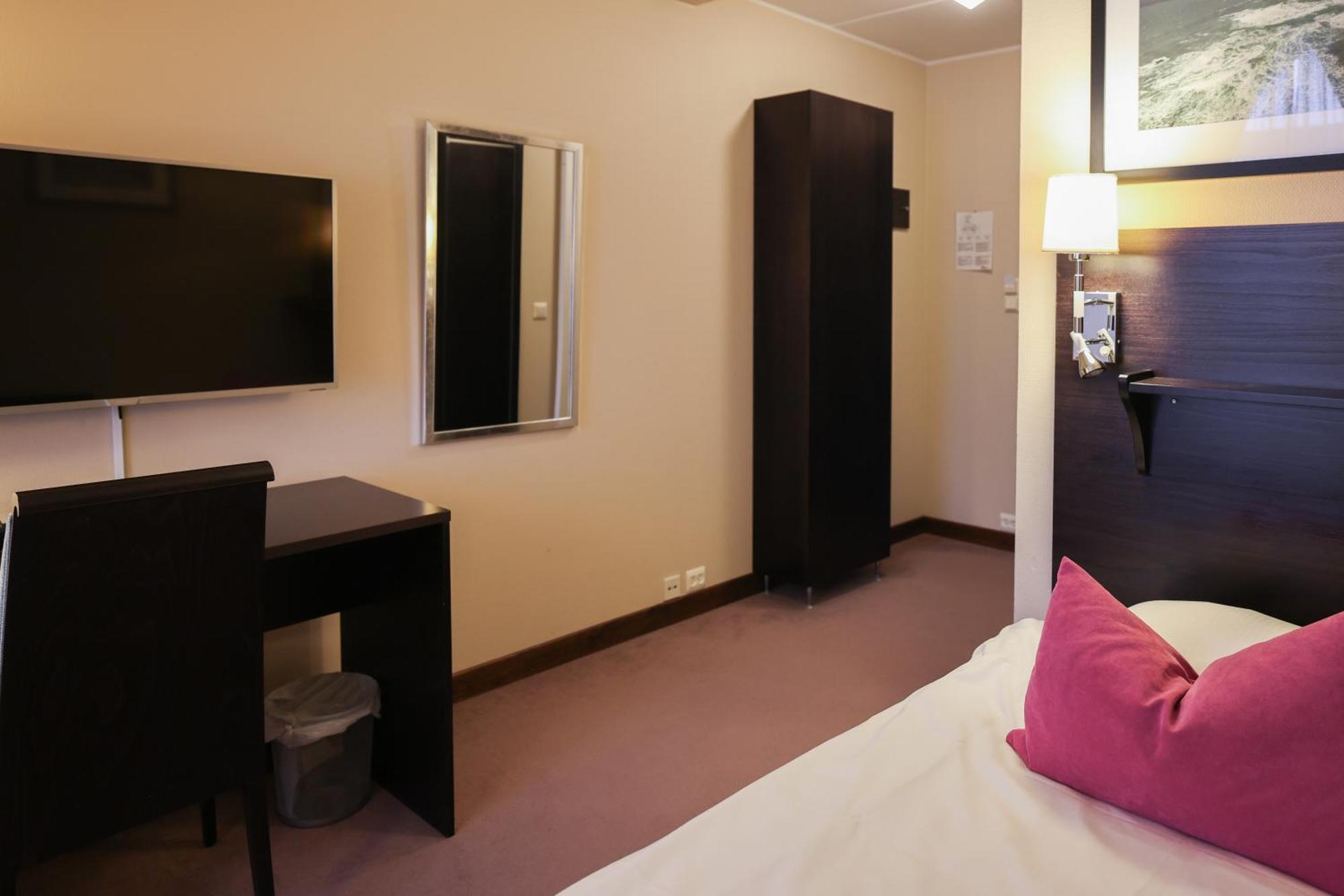 Quality Hotel Флурьо Екстер'єр фото